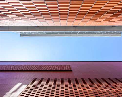 耀皮玻璃：控股股东上海建材及其全资子公司累计增持公司A+B股股份达876.19万股，占公司已发行股份的0.9372%