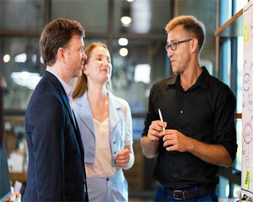 10个“噱头大于实用性”的卫浴设计，看着高级，实则一言难尽