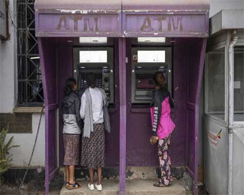 跟风装的不锈钢台面，被家人说“像食堂”，用了3年来谈谈使用感