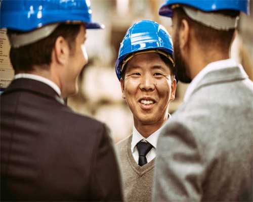 CBA扣篮大赛：万磊穿牛仔裤“蝎子摆尾”，致敬白乔丹夺冠！