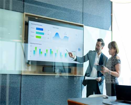 铸牢共同体 中华一家亲｜一屋·一餐·一故事 她用美食和老屋传承民族文化