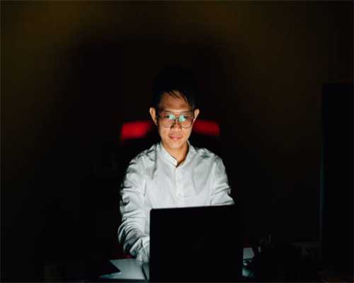 第二套房子：坚决不刷墙面，腻子也不刮！瞧瞧这样弄，省钱又好看