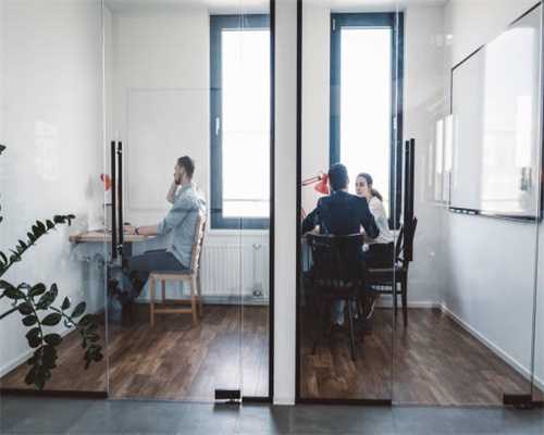 行香子.中秋赋】 一 ☞君☜ 独倚帘窗，远眺夜幕