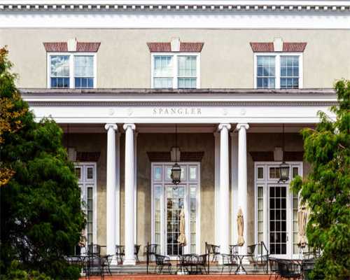 CBA扣篮大赛：万磊穿牛仔裤“蝎子摆尾”，致敬白乔丹夺冠！