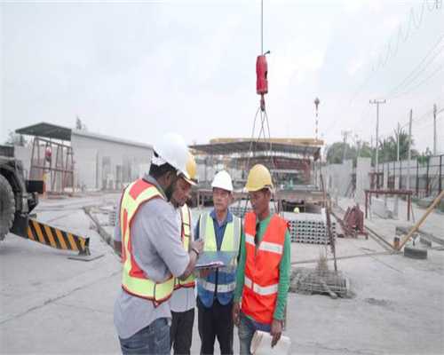 走廊私装栅栏门成了逃生拦路虎 拆