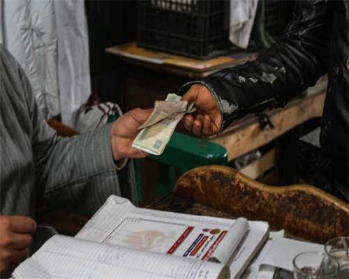 封阳台，为何不建议用“断桥铝门窗”？学上海人这么做，太明智了